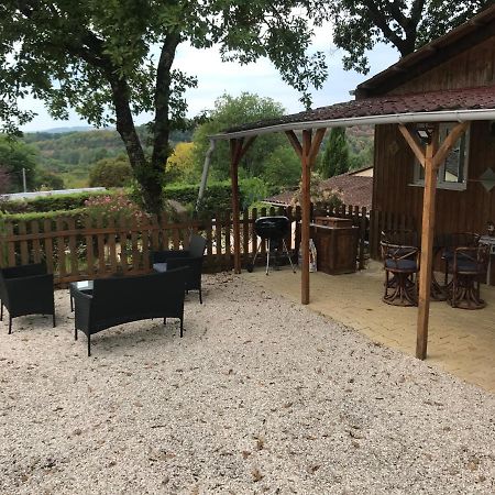 Chalet Lumineux Au Coeur Du Perigord Noir La Machome Luaran gambar